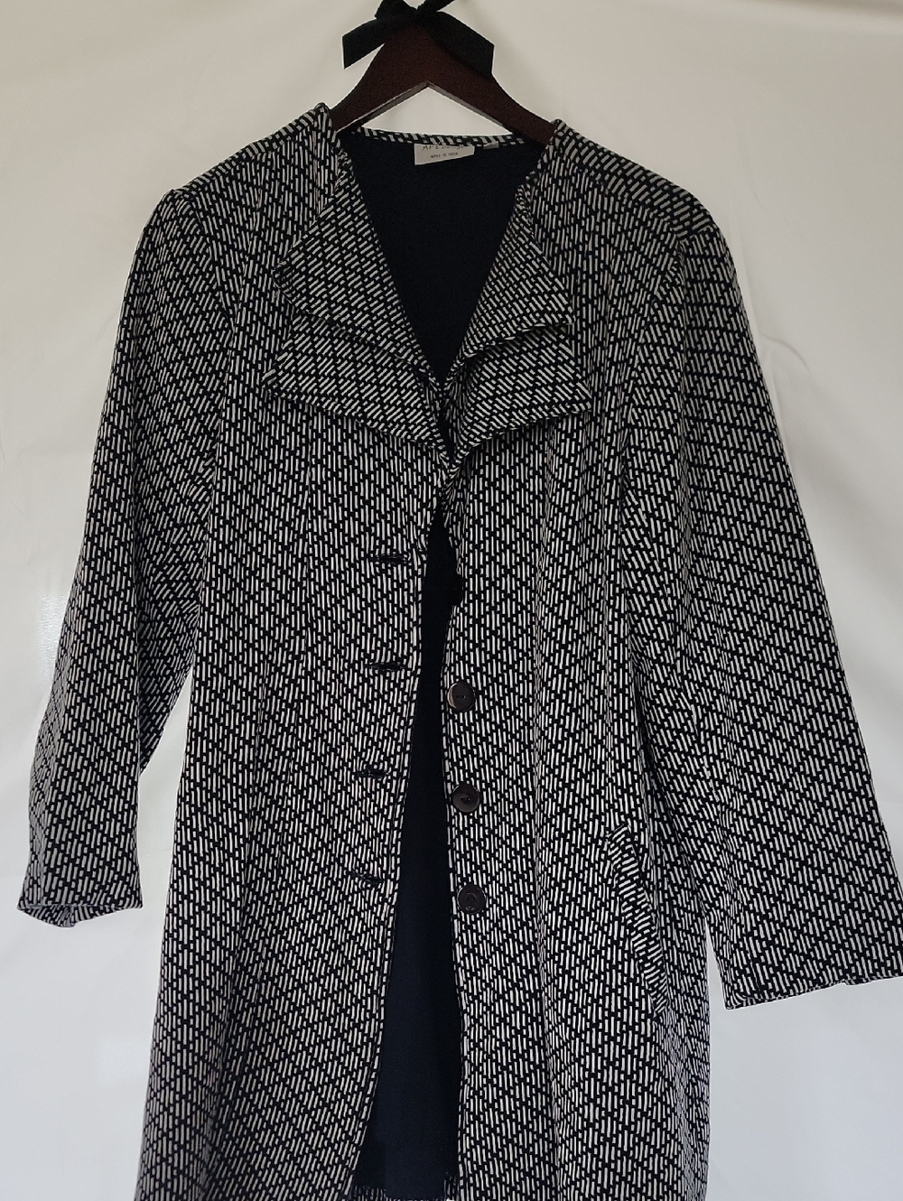 Navy & White Textured Notch-Collar Trench Coat